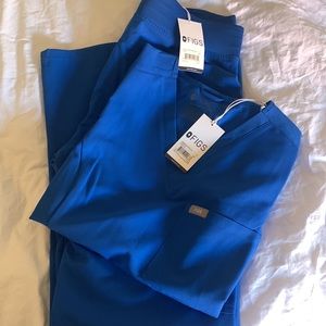 NWT Figs scrub set in royal blue.